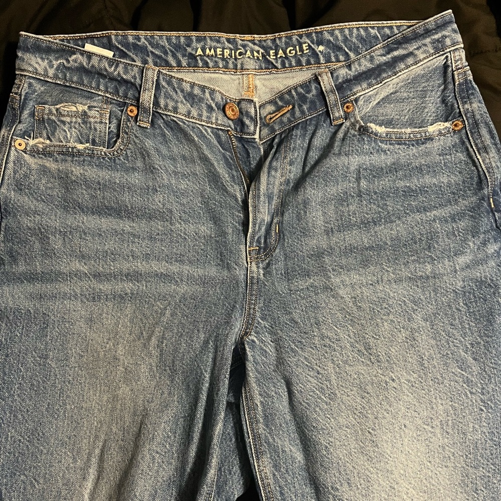 American Eagle Mom Jeans